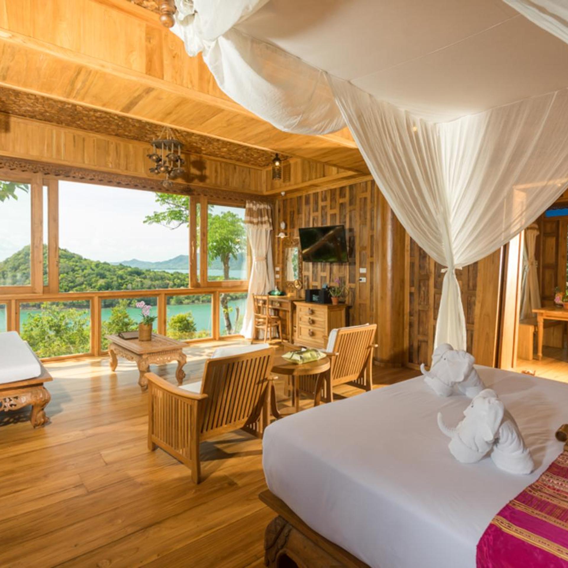 Suite, Ocean View, with Pool