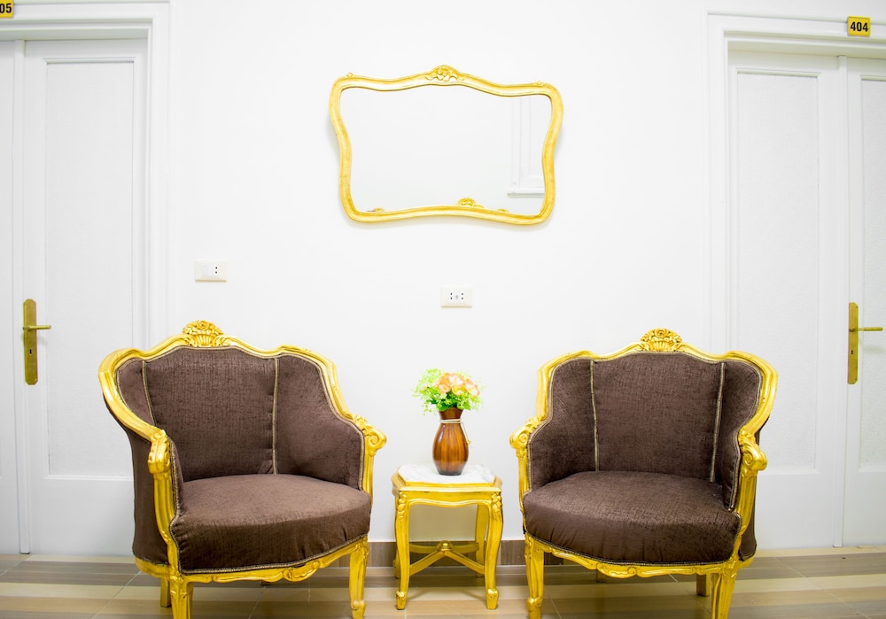 Golden Palace Hotel 31/49