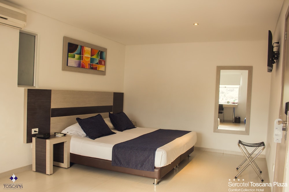 Hotel Toscana Plaza 20/65