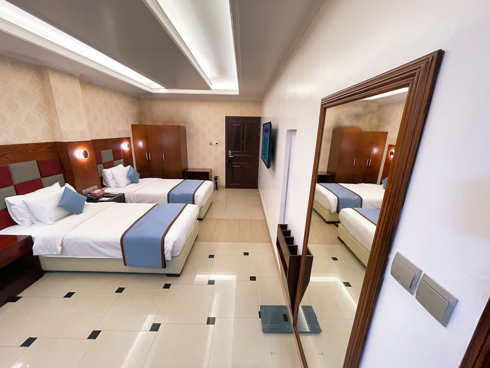 Nascent Gardenia Residence 16/41