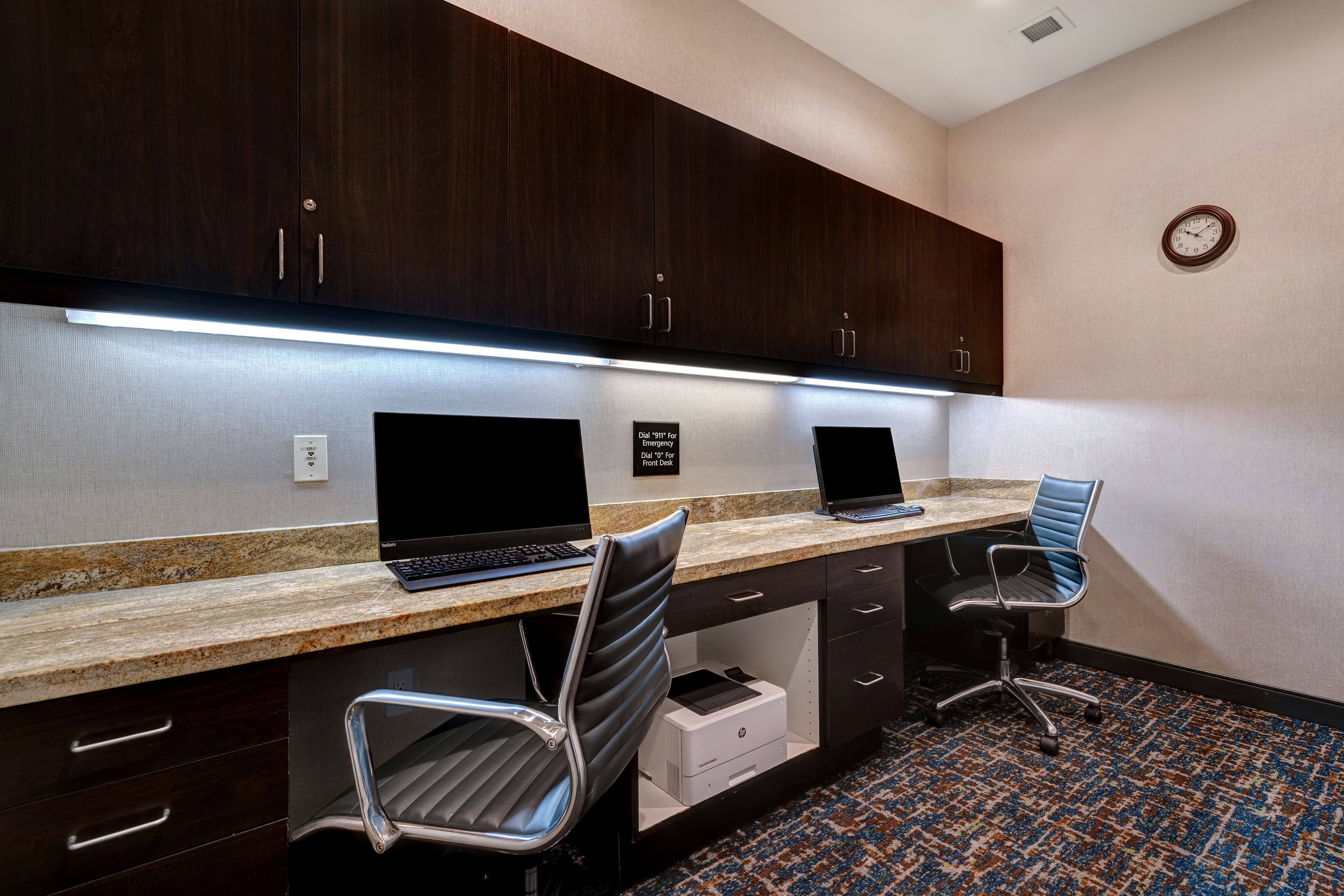 Hampton Inn & Suites Seattle/Federal Way 23/25
