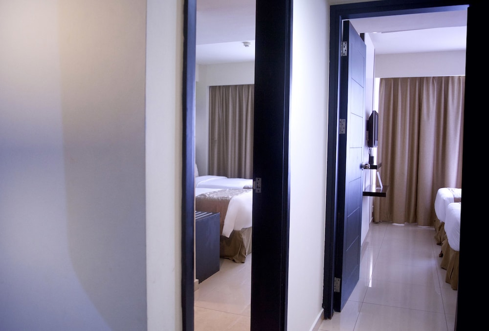 Aston Denpasar Hotel & Convention Center 34/72