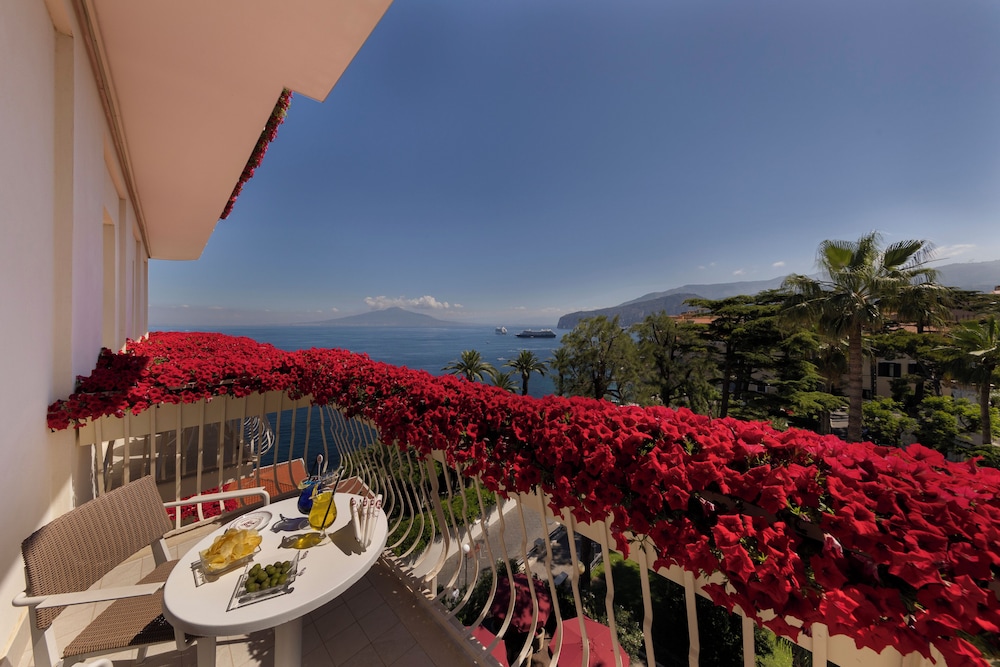 Hotel Continental Sorrento 62/73