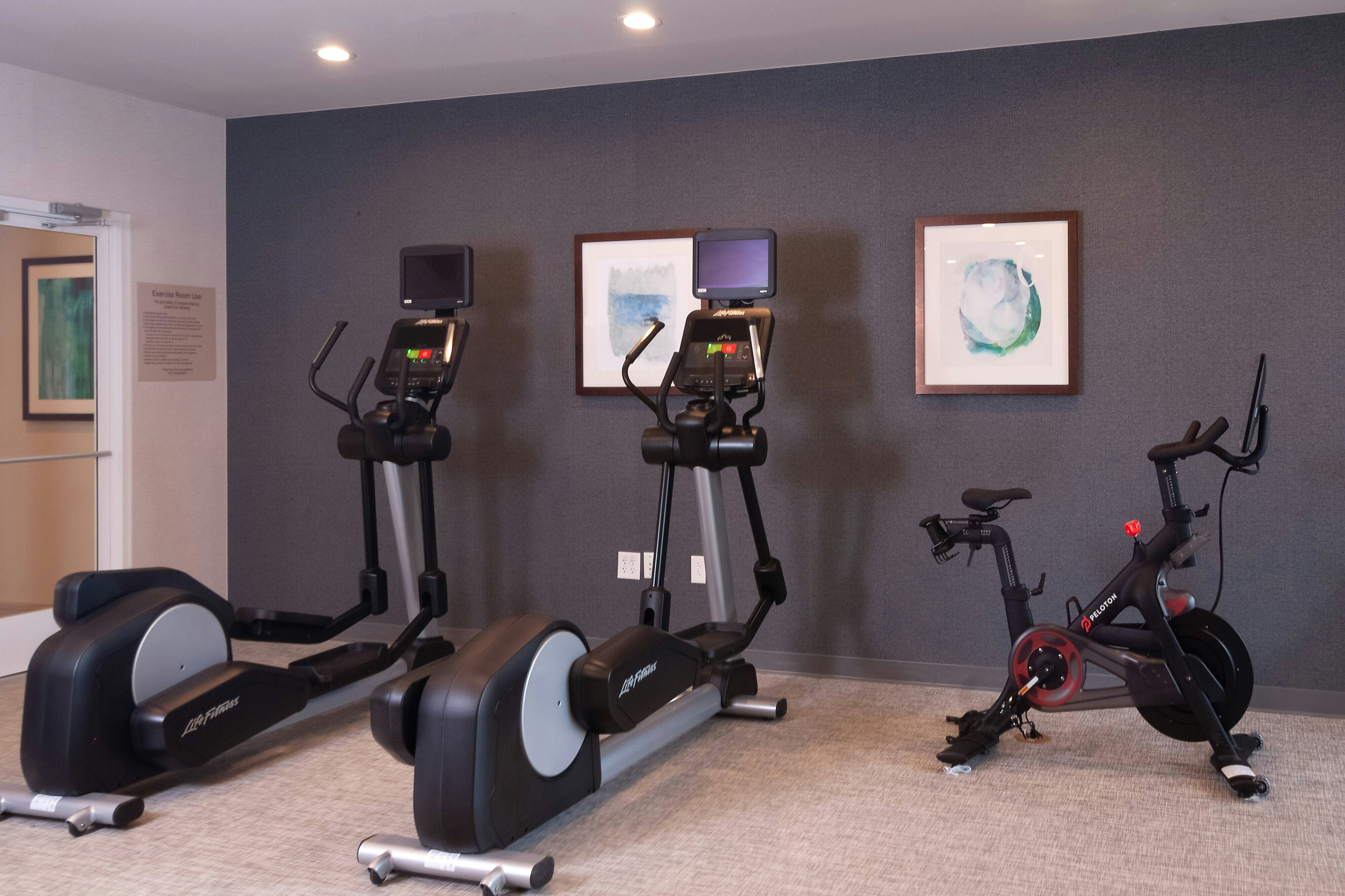 SpringHill Suites by Marriott Charleston Riverview 10/24