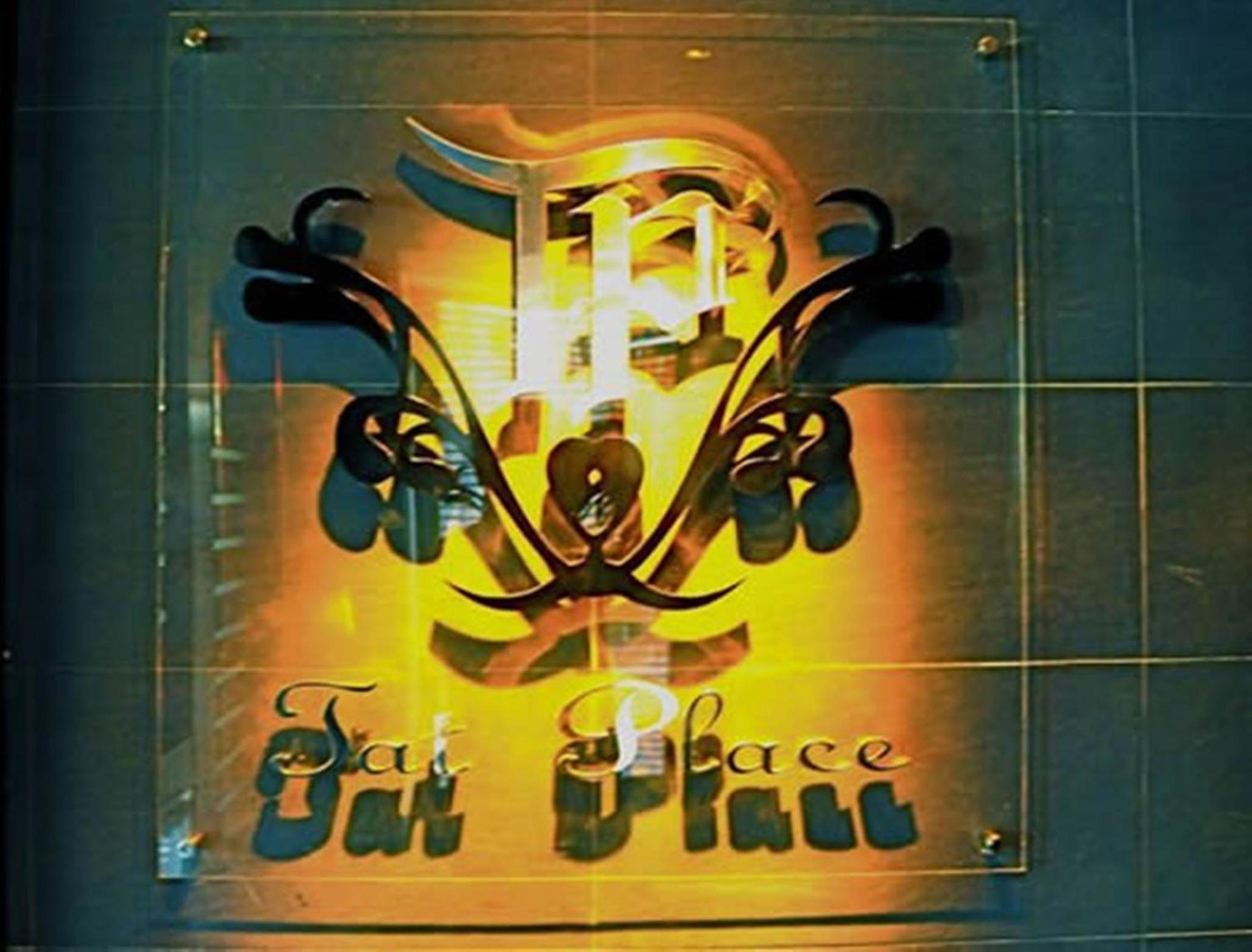 Tat Place Hotel And Cafa 16/32