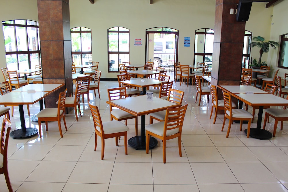 Hotel Las Palomas 48/59