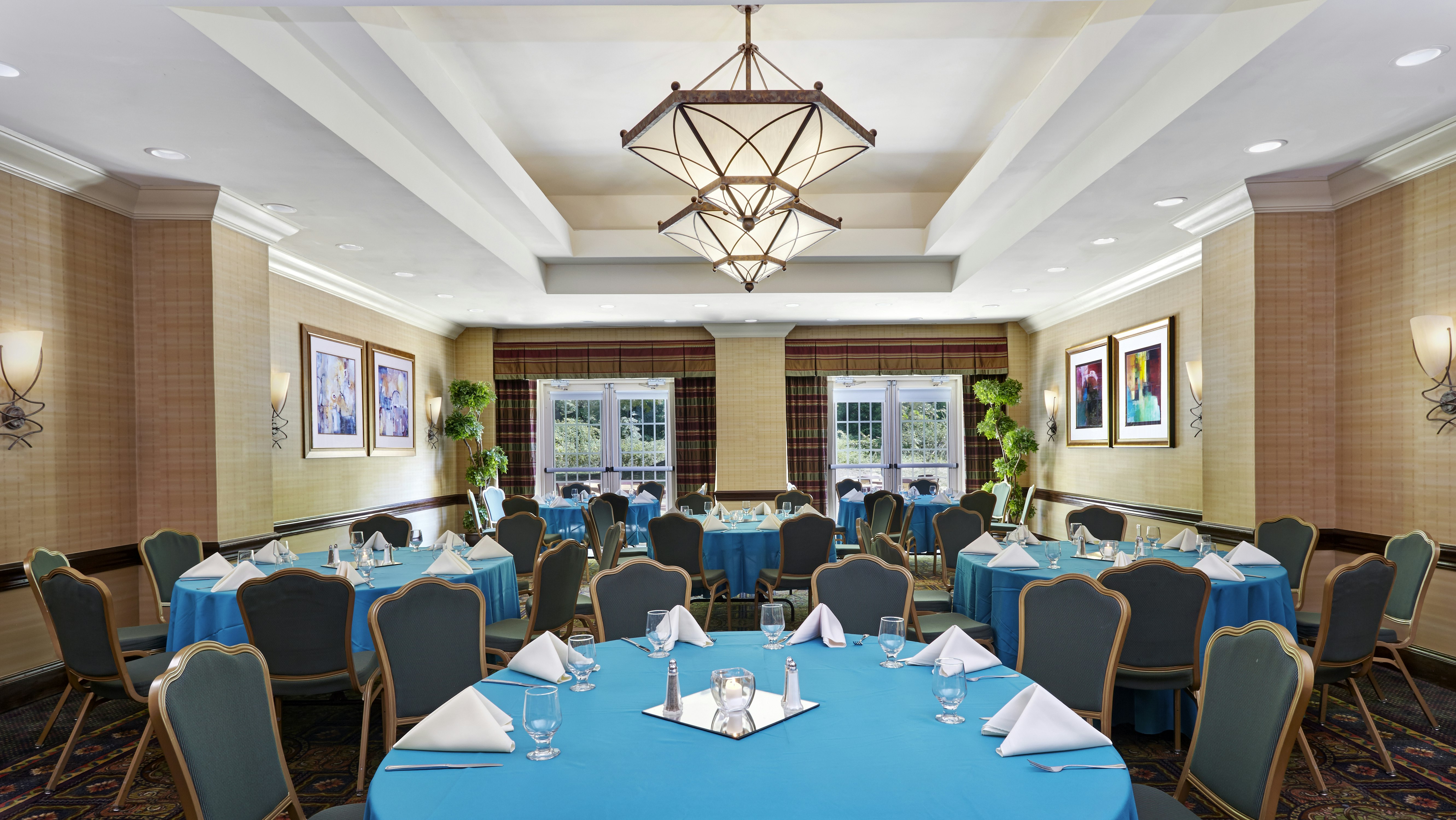 Embassy Suites By Hilton Parsippany 52/55