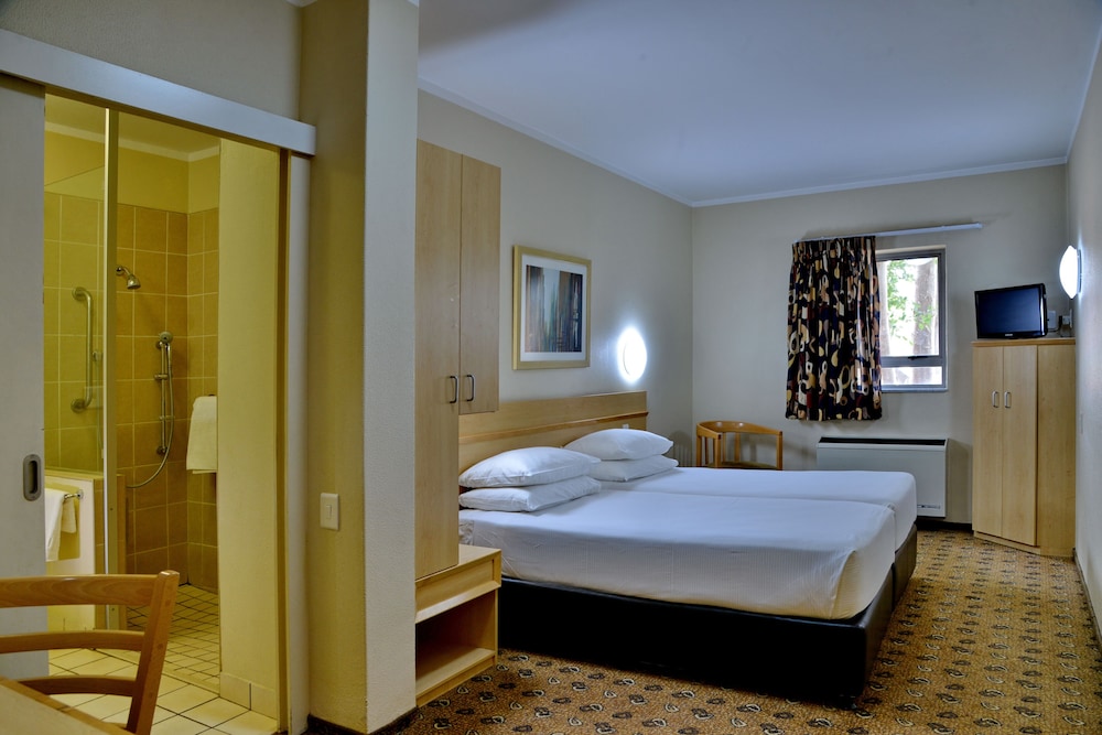 Road Lodge Bloemfontein Airport 20/36