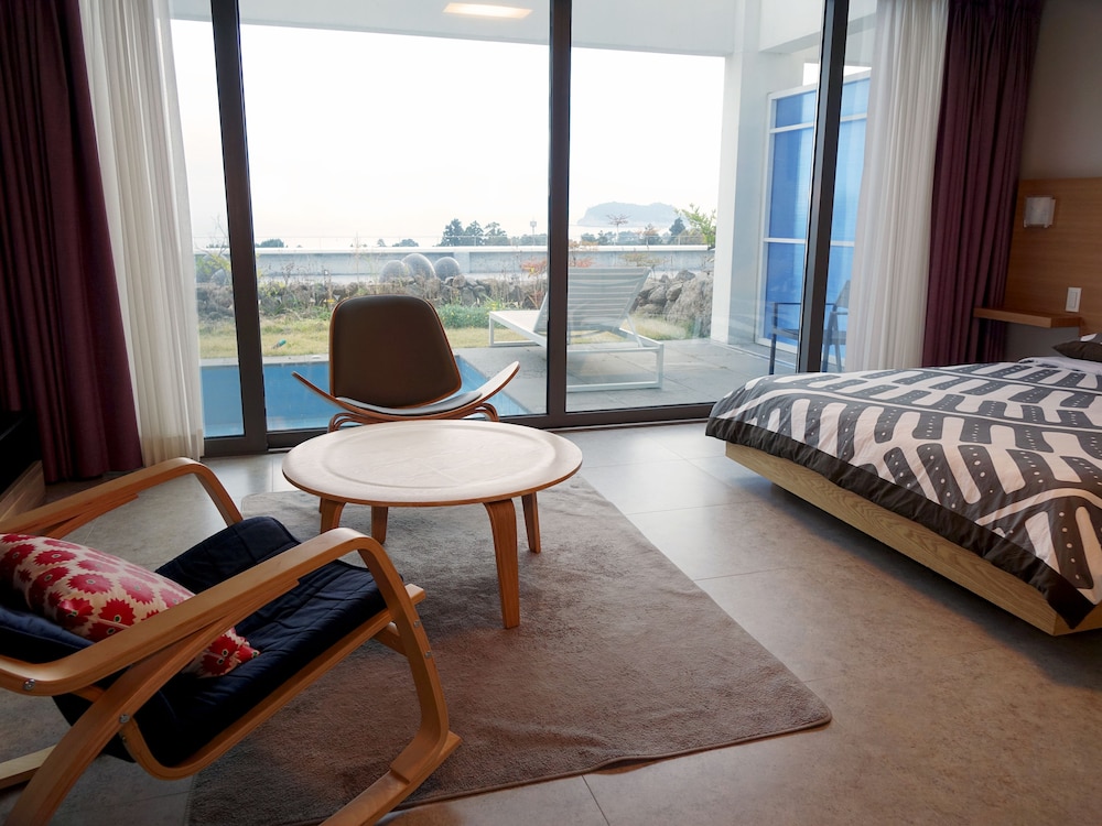 Jeju Bom Museum Stay 33/75