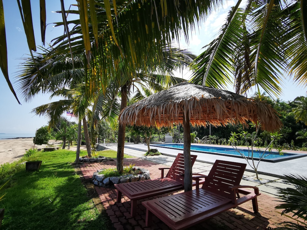 Tanjung Puteri Motel 36/41