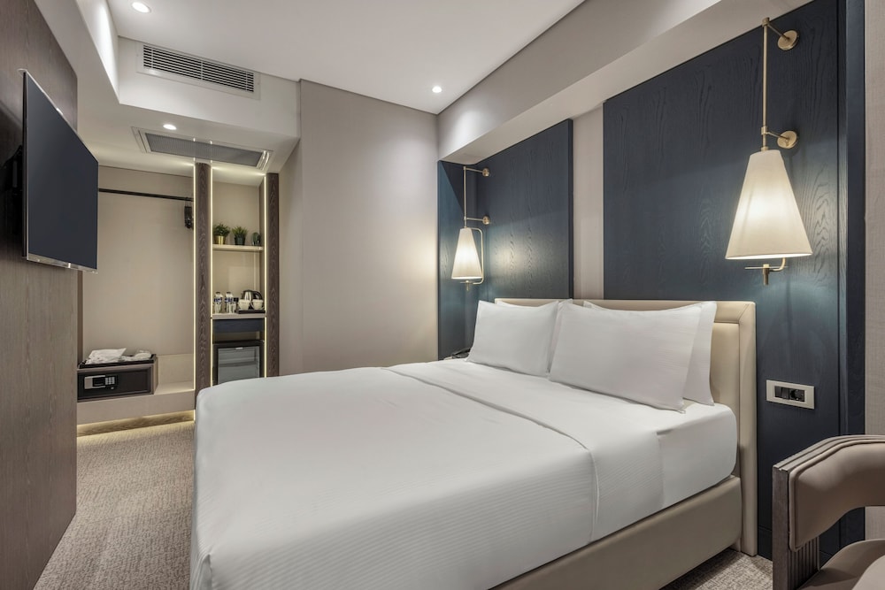 Lunet Old City Hotel 12/48