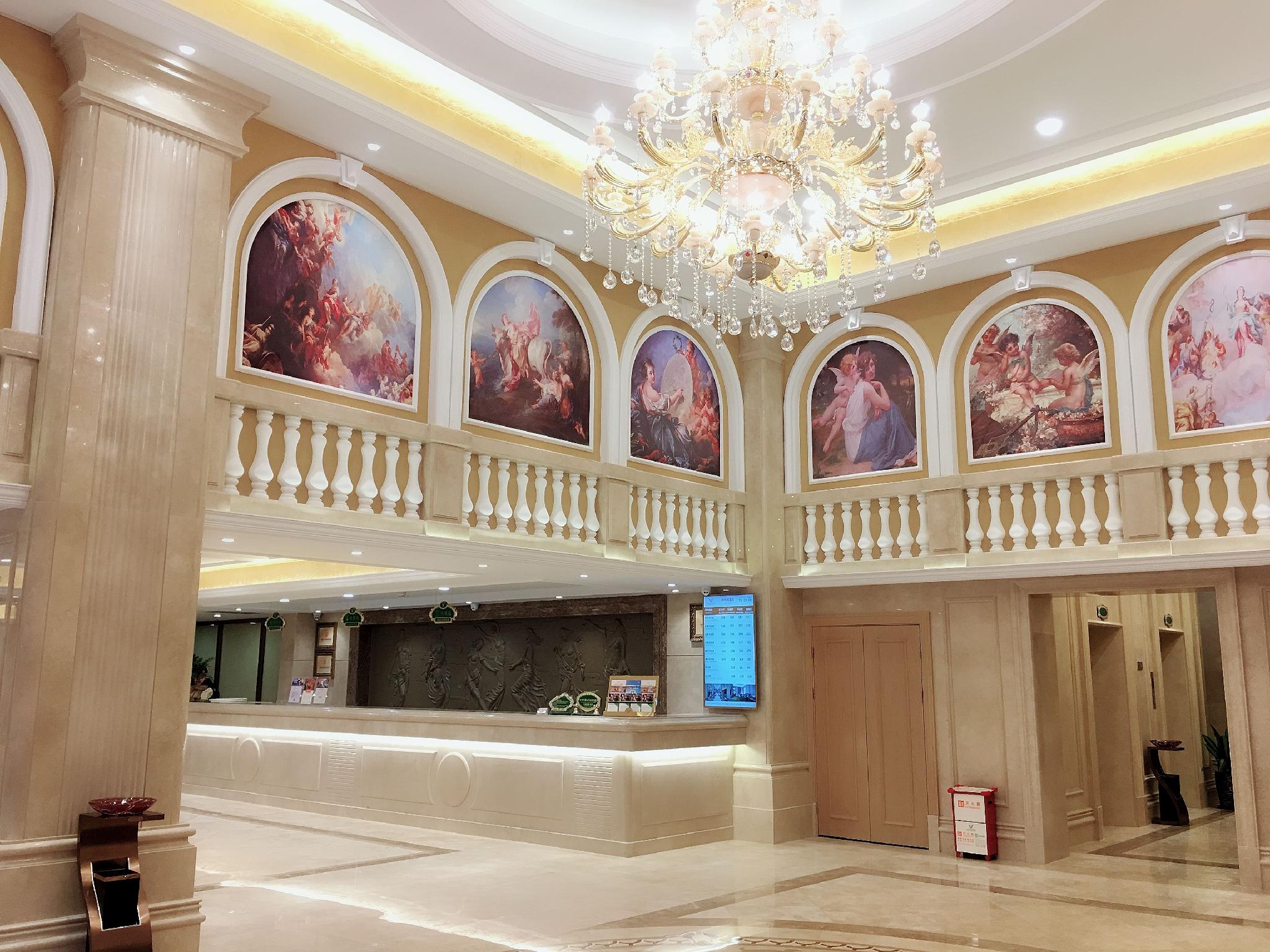 Vienna Hotel (Chongqing West Railway Station Baguocheng) 5/34