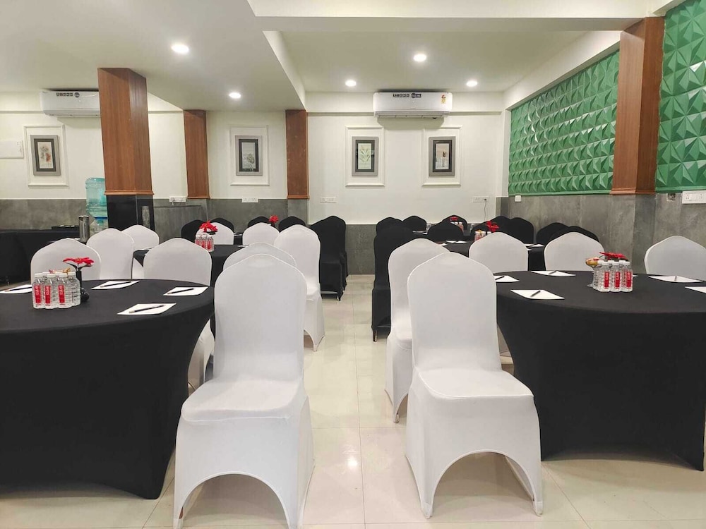 Grand Continent Anjuna A Sarovar Portico Affiliate Hotel 47/60