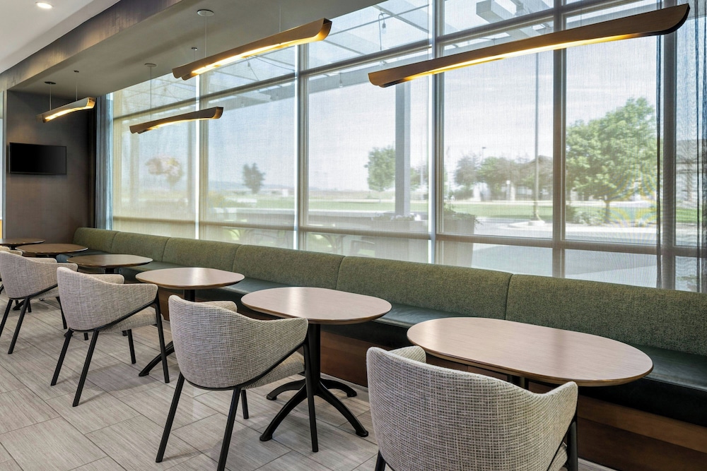 Springhill Suites Kalispell 25/49
