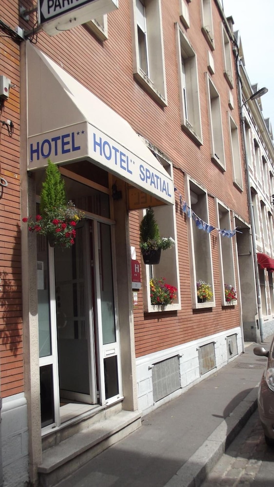 Hotel Au Spatial 4/74