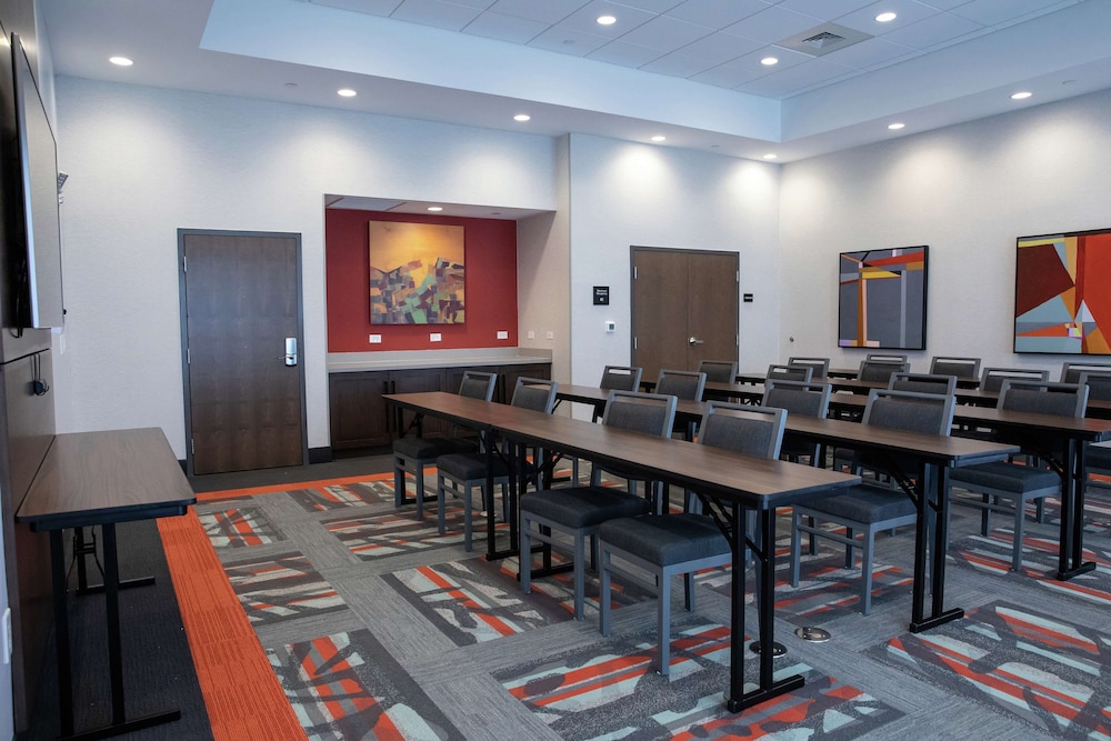 Hampton Inn Black Mountain 17/25