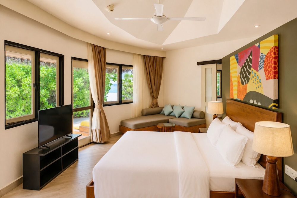 3 Bedrooms, Beach Villa, 1 King and 4 Single Beds, Private Pool