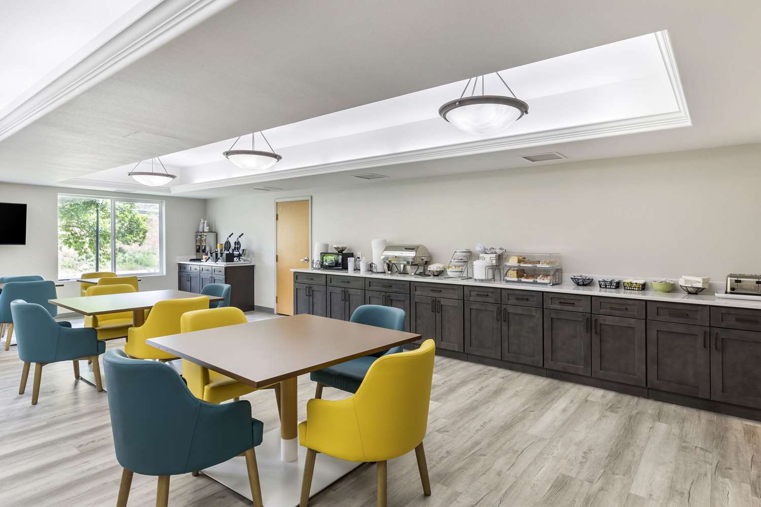Comfort Inn & Suites Glenwood Springs On The River 25/27