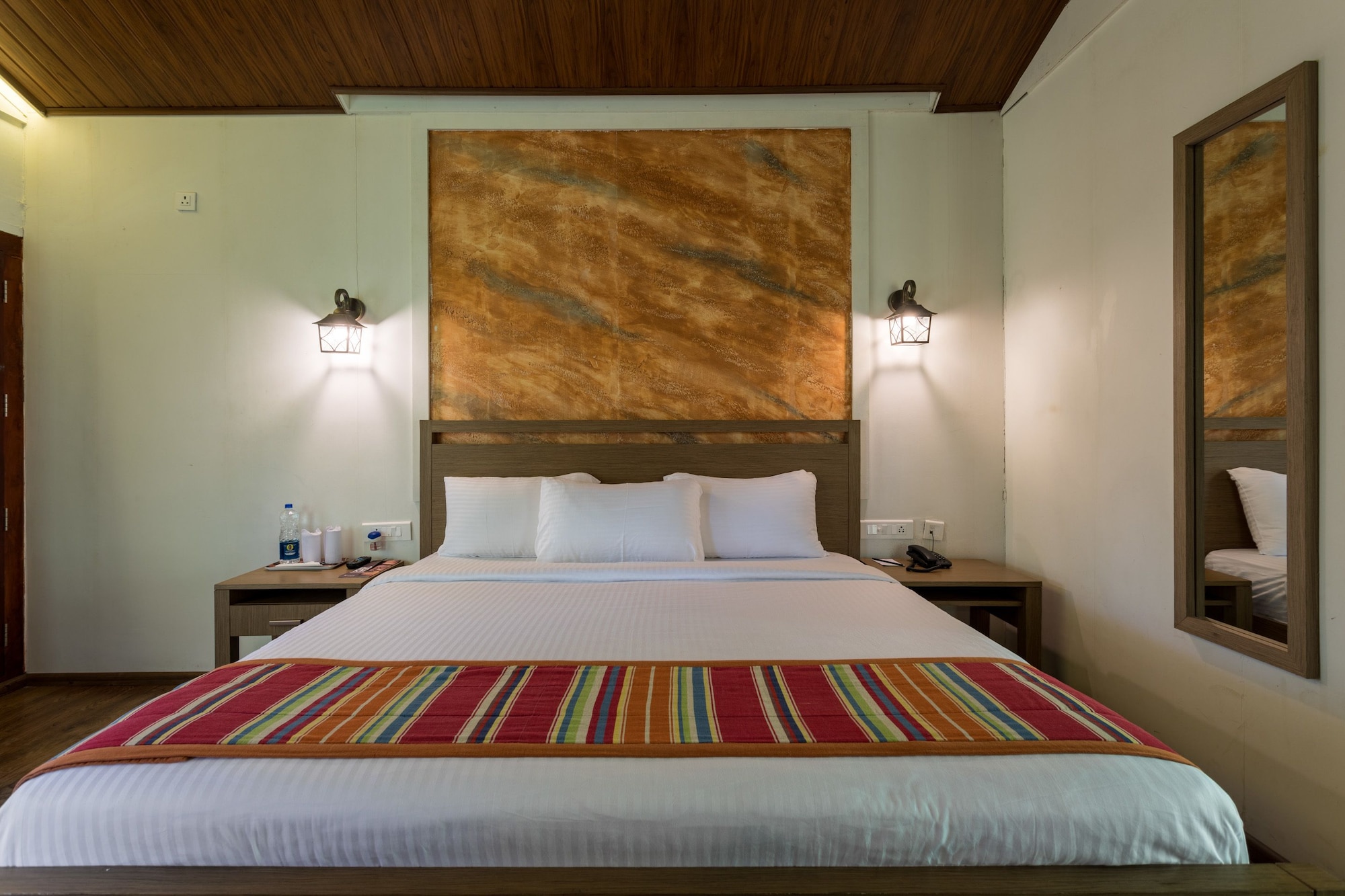 Elevated, Ebony, Cottage, King Bed
