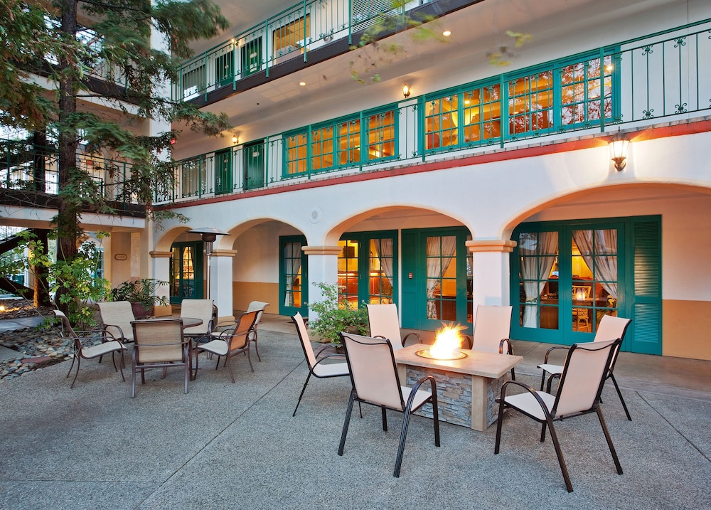 Quality Suites Downtown San Luis Obispo CA 46/58