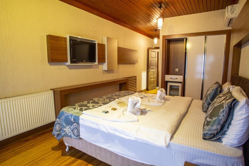 BURSA PALAS HOTEL 28/75