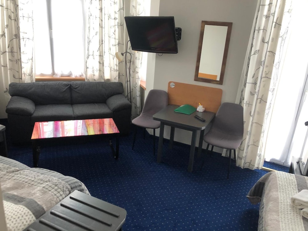 Hotel Bella 38/71