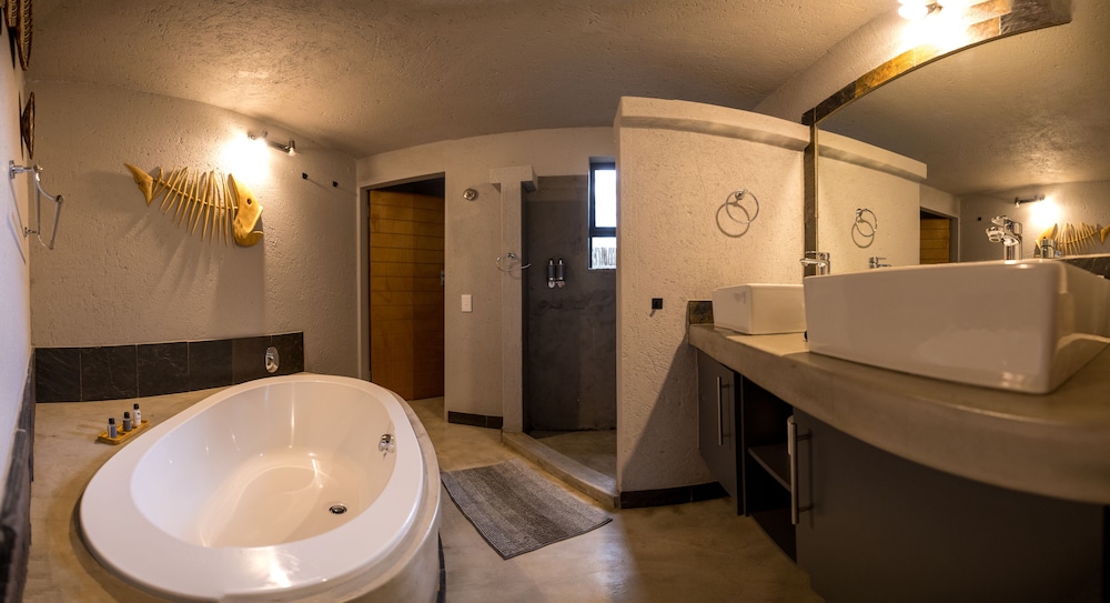 Lindiwe Safari Lodge 65/67