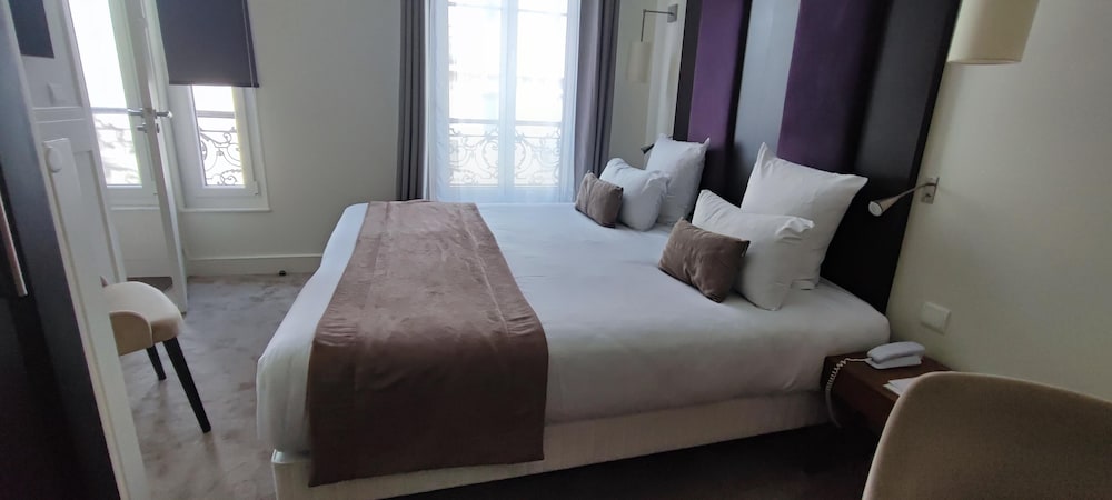 Elysees Bassano Hotel Formely Bw Hotel Elysees Bassa 38/81