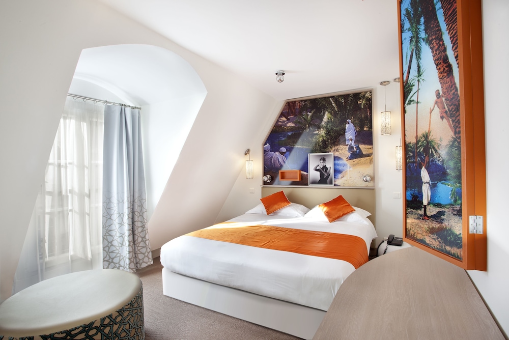 Hotel Mayet 8/23