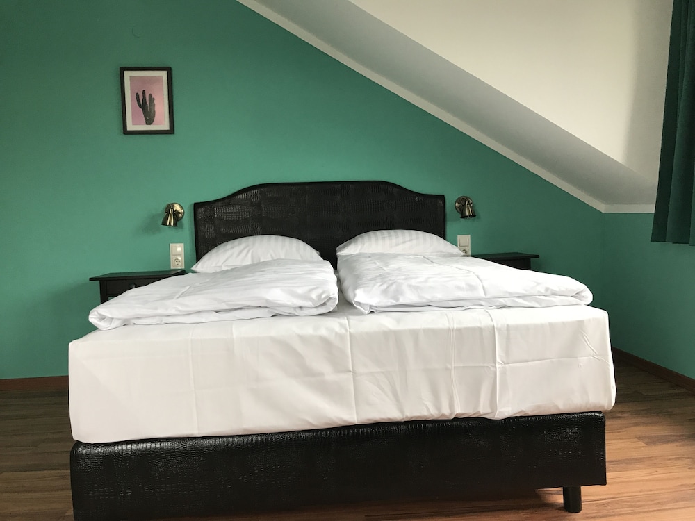 غرفة قياسية بسرير كوين، Hotel Mystique 6/10