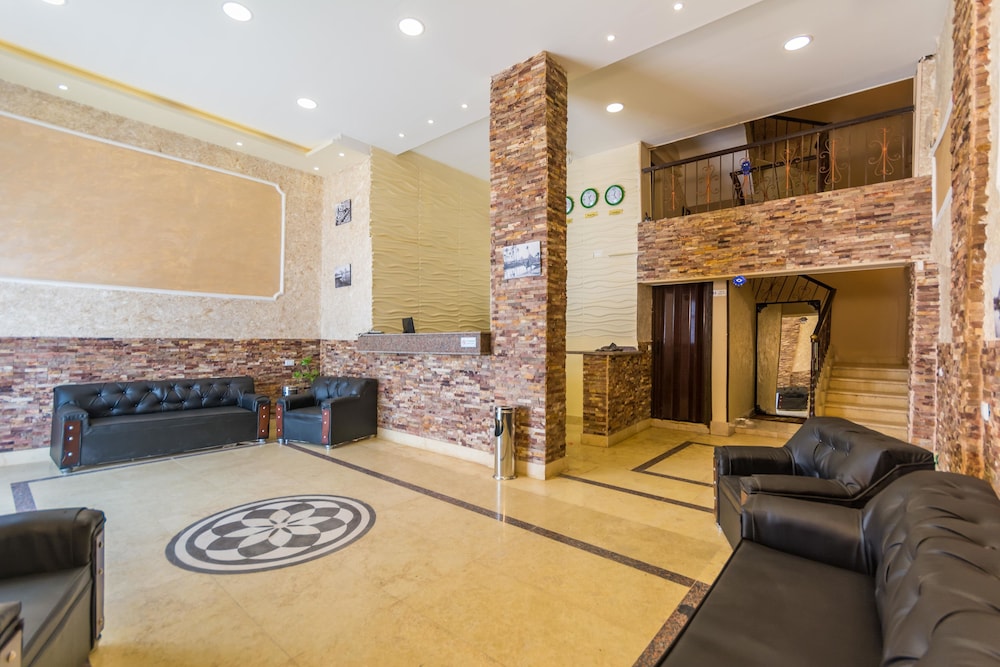 Panorama Pyramids Inn 5/50