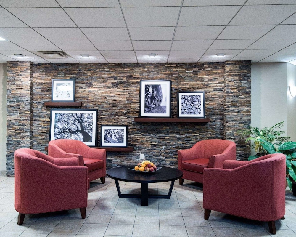 Comfort Inn & Suites Lavale - Cumberland 34/45