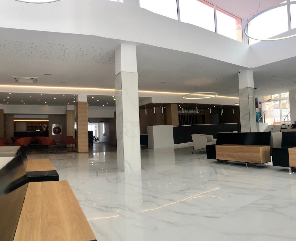 Invisa Hotel Club Cala Verde 78/103