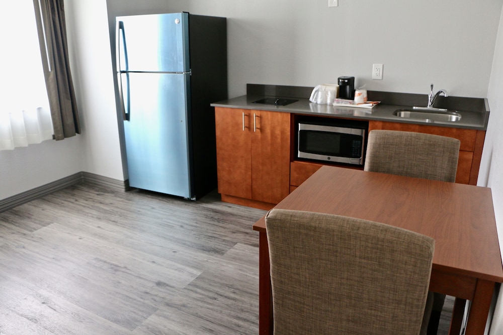 Quality Inn and Suites Watertown Fort Drum 40/50