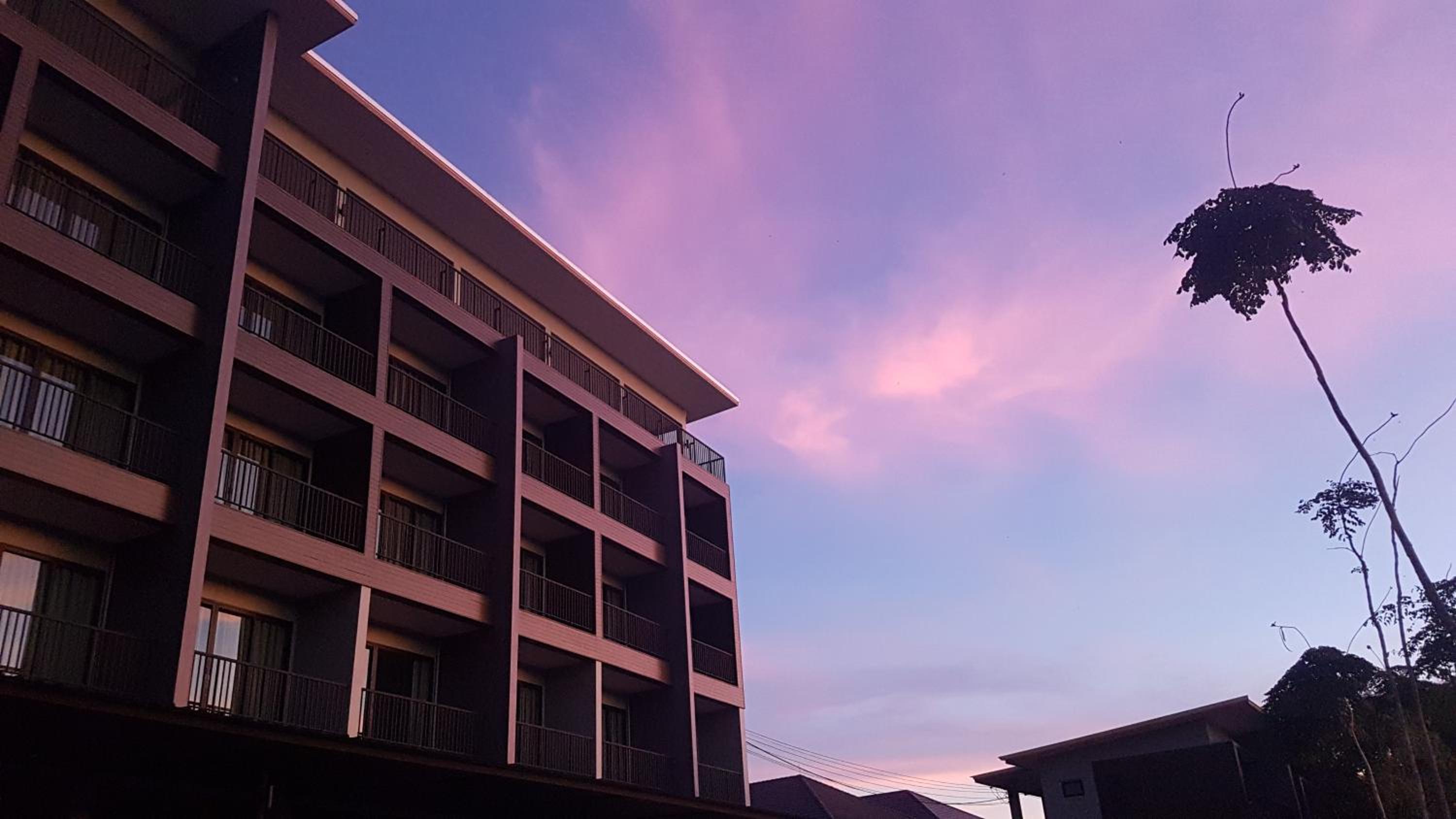 Riverawan Hotel 5/73