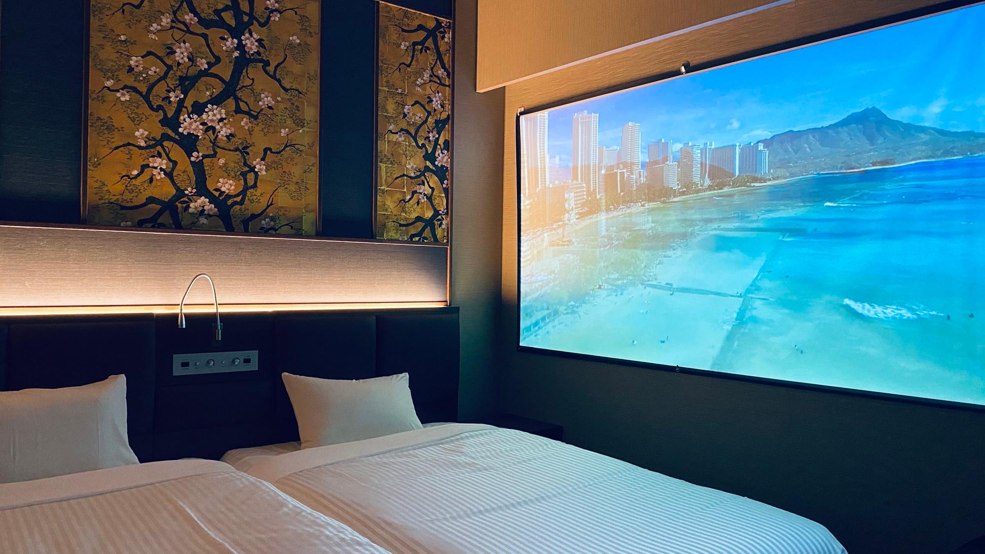 Theater, Twin Beds