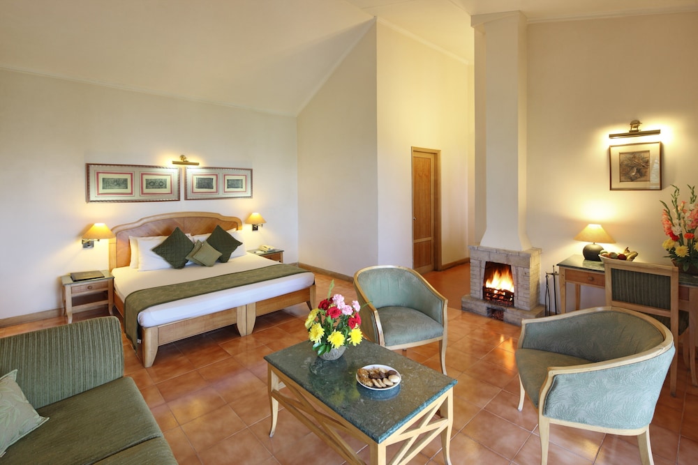 Baikunth Resort Kasauli 6/30