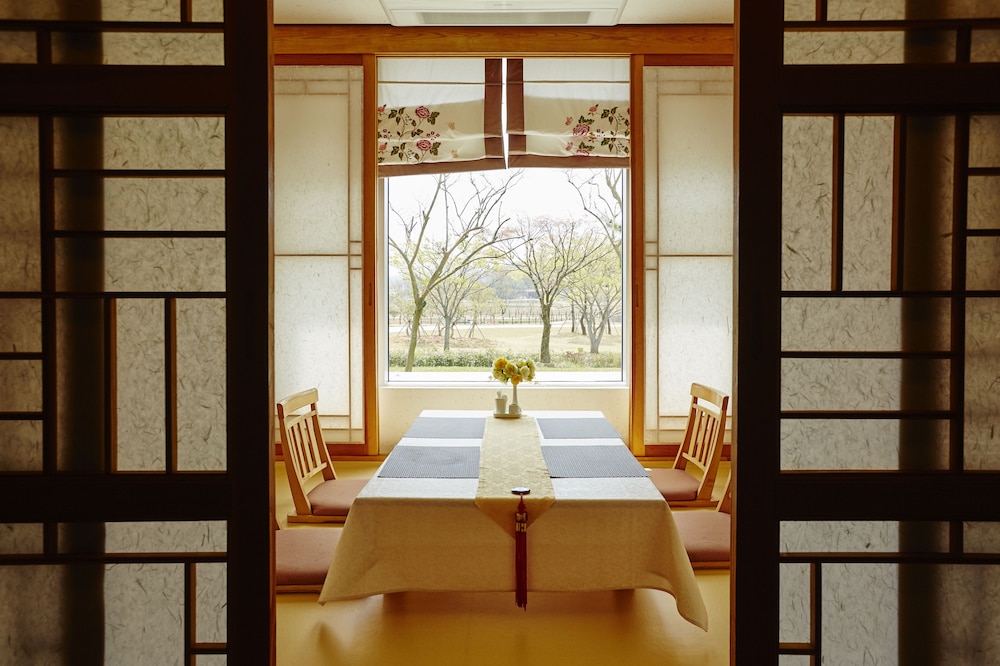 Youngsanjae Hanok Hotel 30/44