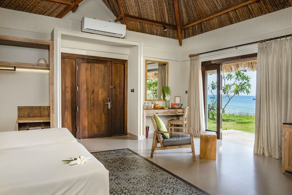 Crown Retreat Quy Nhon 35/88