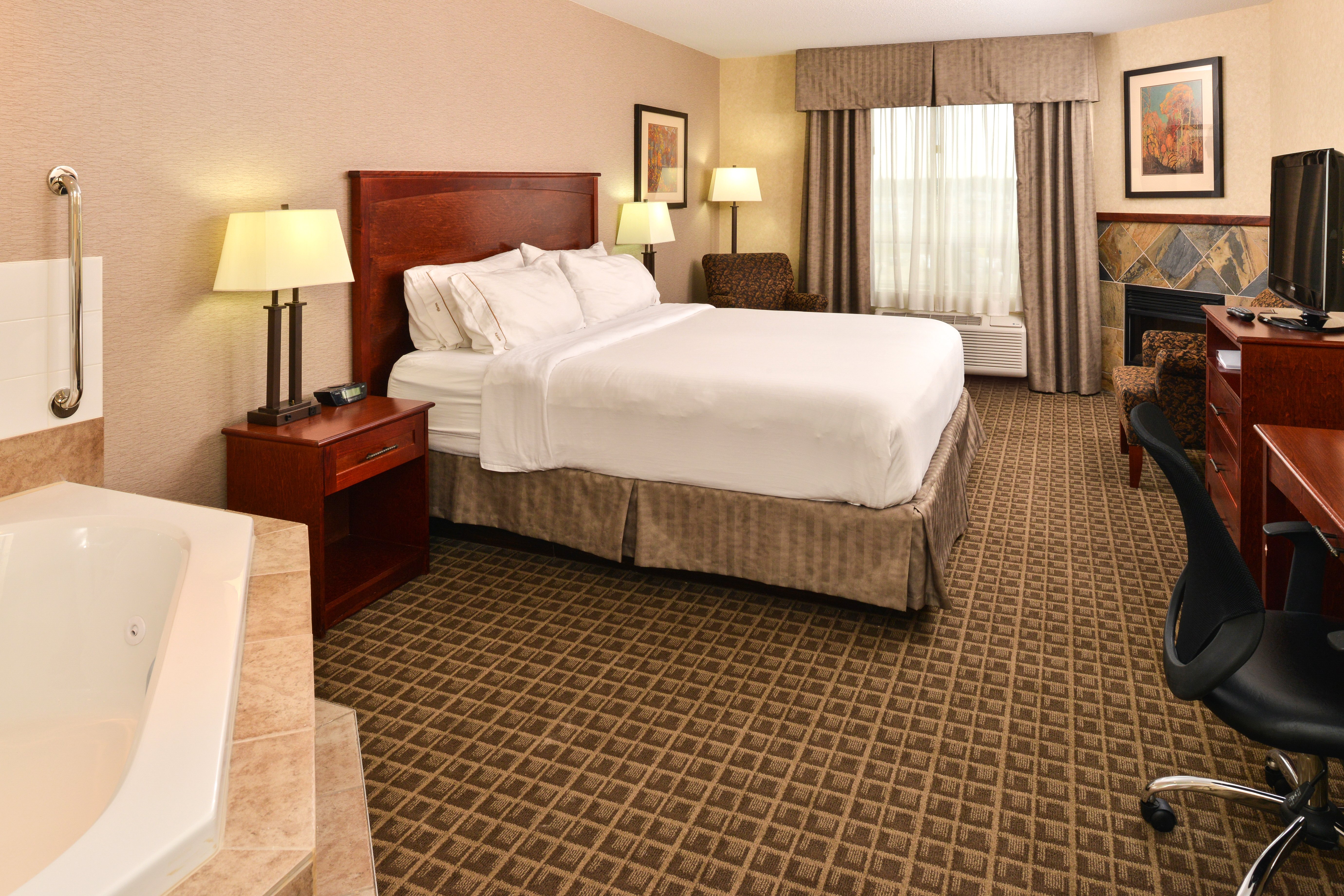 Holiday Inn Express And Suites Edmonton North 75/75