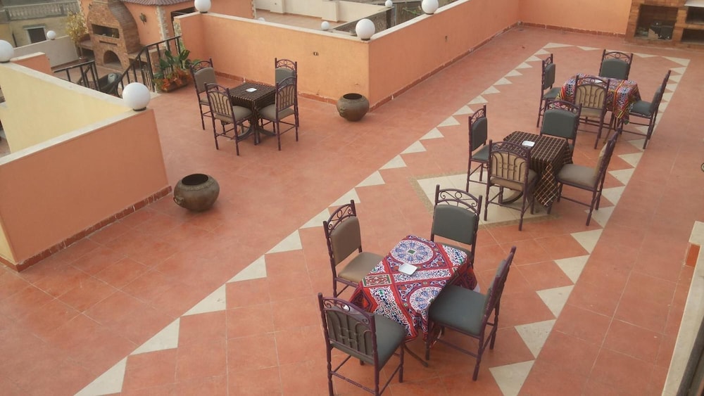Pyramids Plateau Hotel 32/41