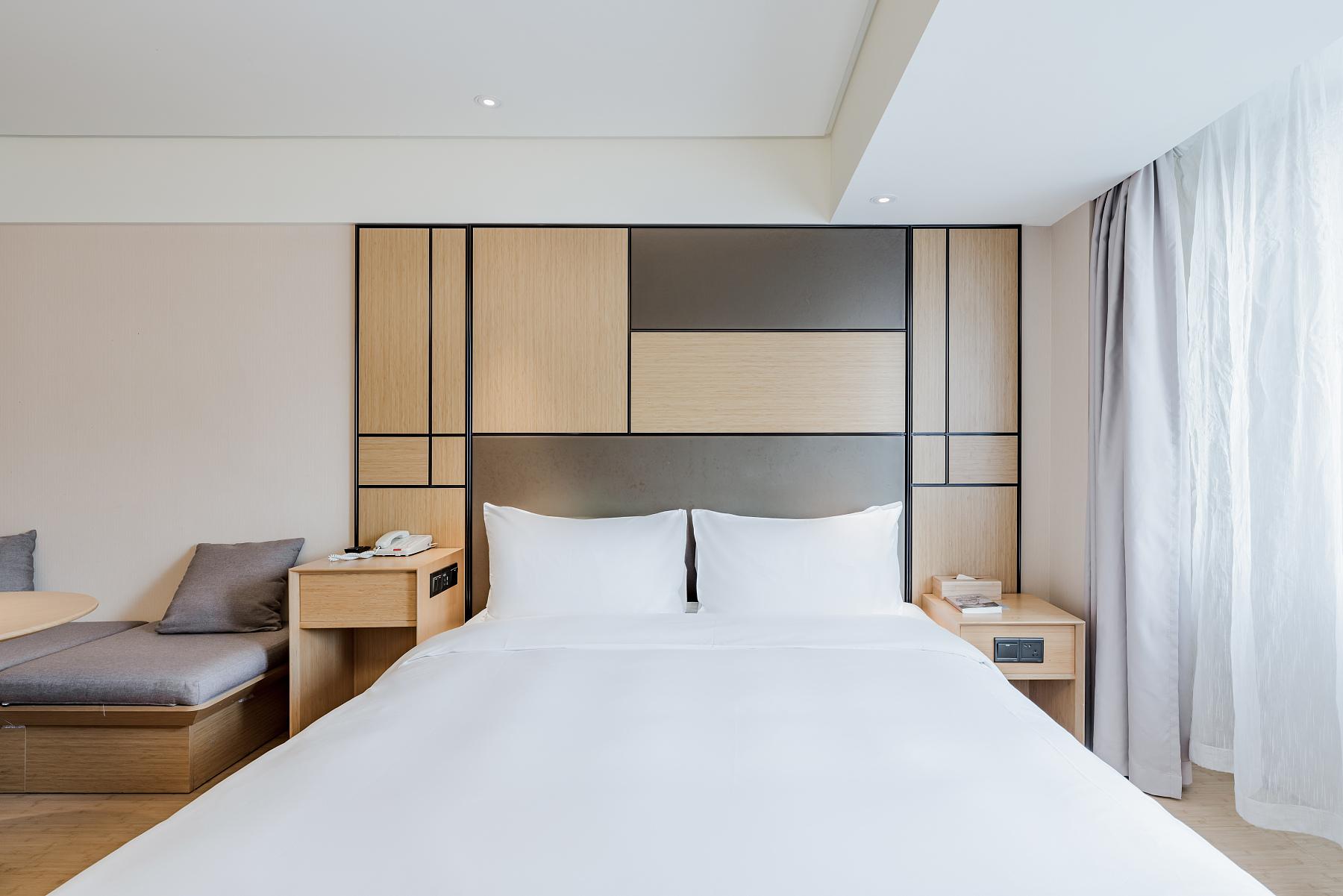 JI Hotel Shanghai Hongqiao Wuzhong Road 7/18