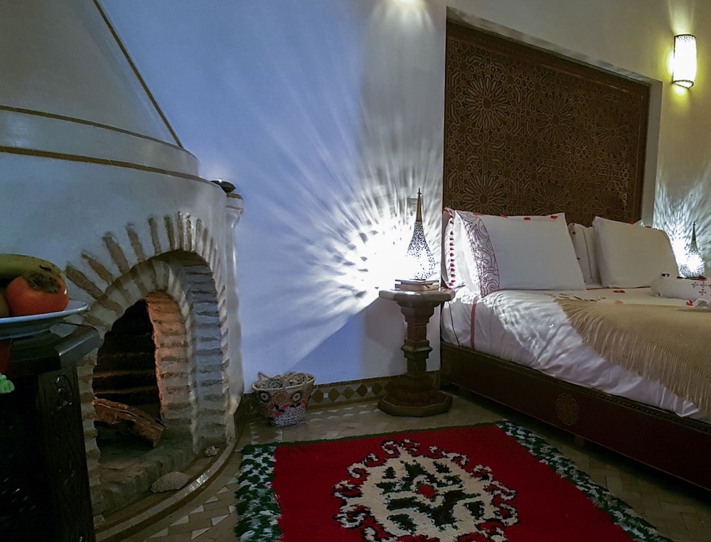 Riad Gallery 49 14/50