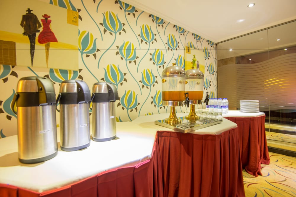 Caesar Hotel Oman 35/43