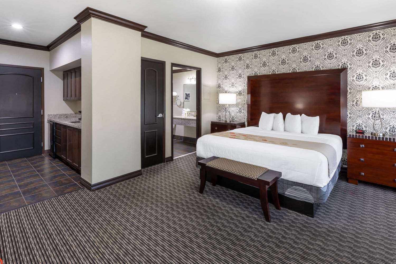 Hawthorn Suites by Wyndham Lubbock 23/92