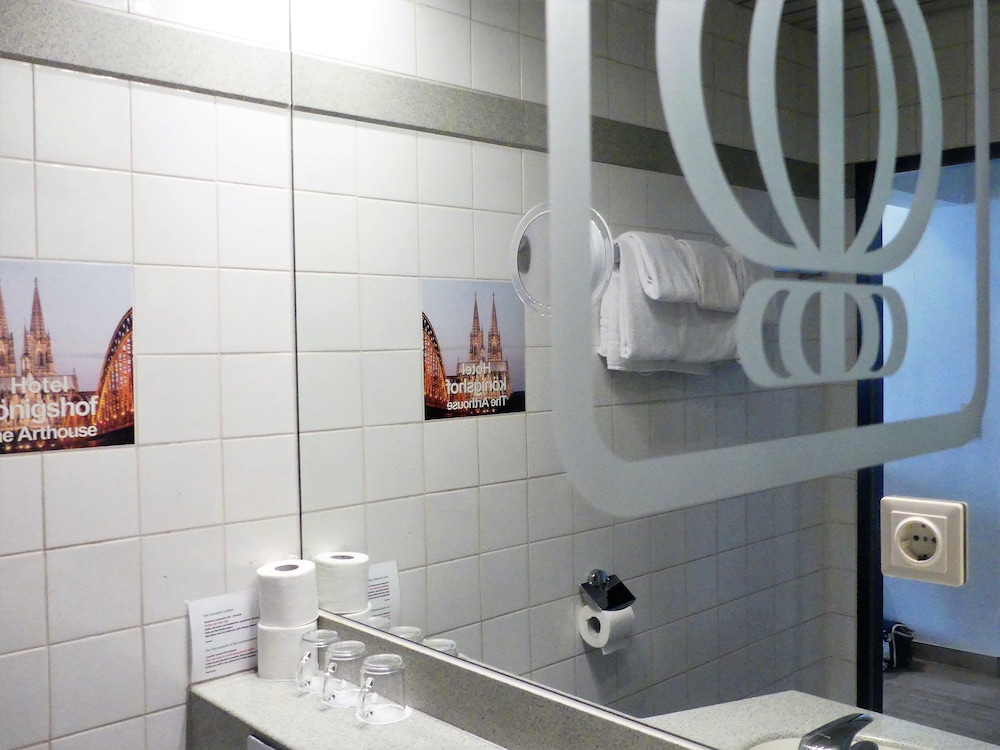 Hotel Konigshof The Arthouse 45/49