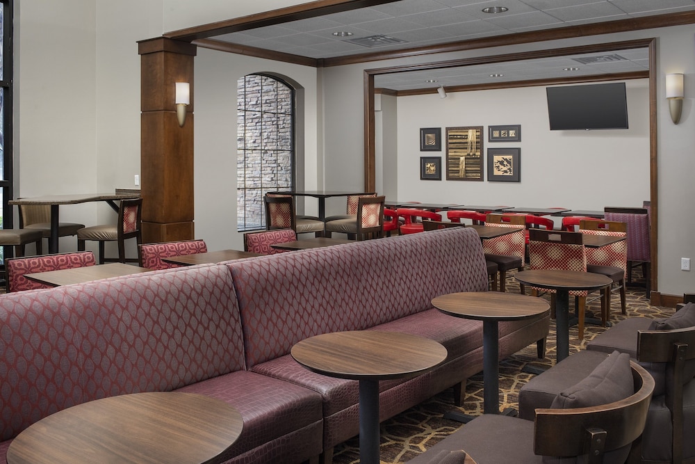 STAYBRIDGE SUITES COLUMBIA 52/78