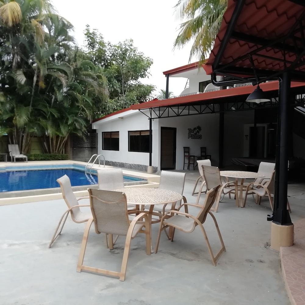 Hotel Coco Palms 71/76