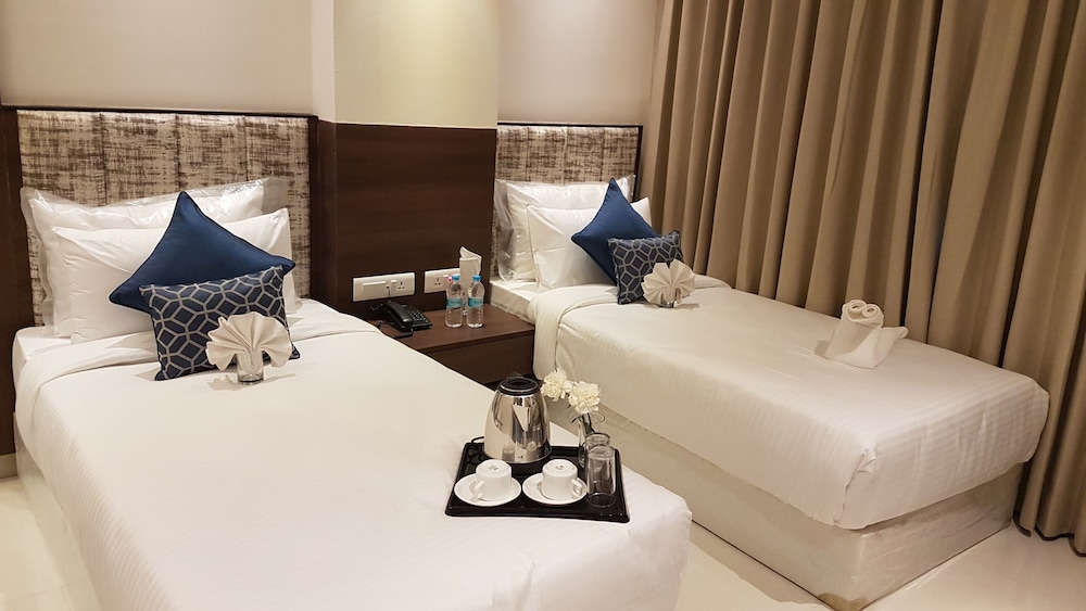 Hotel Sumaditya 6/35