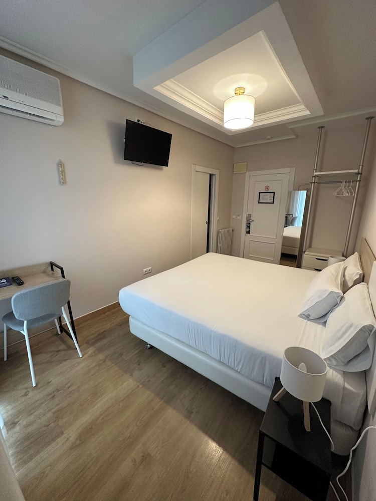 Hotel Pilar Plaza Zaragoza 30/66
